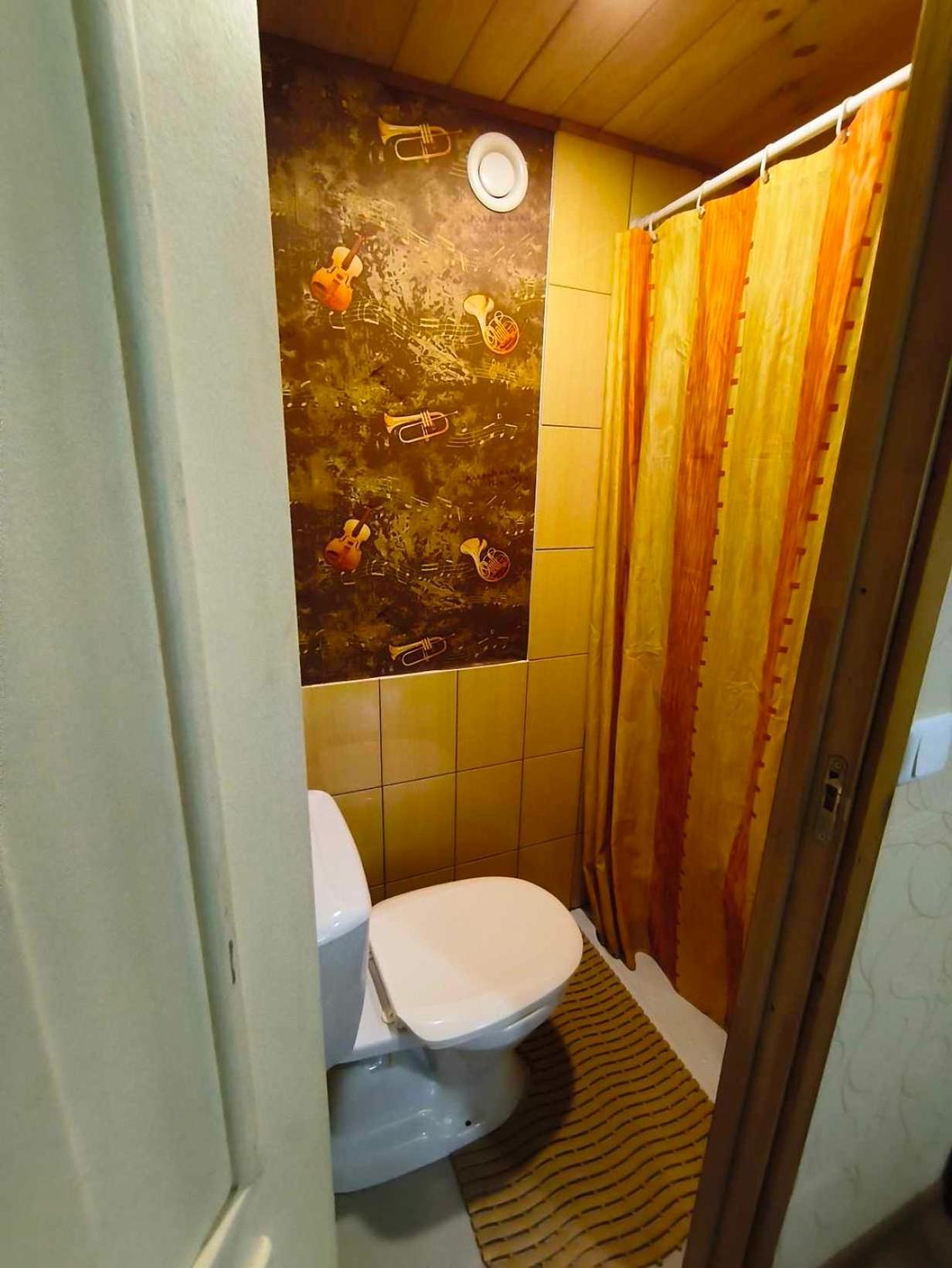 Paerna Guesthouse & Apartments Kuressaare Buitenkant foto