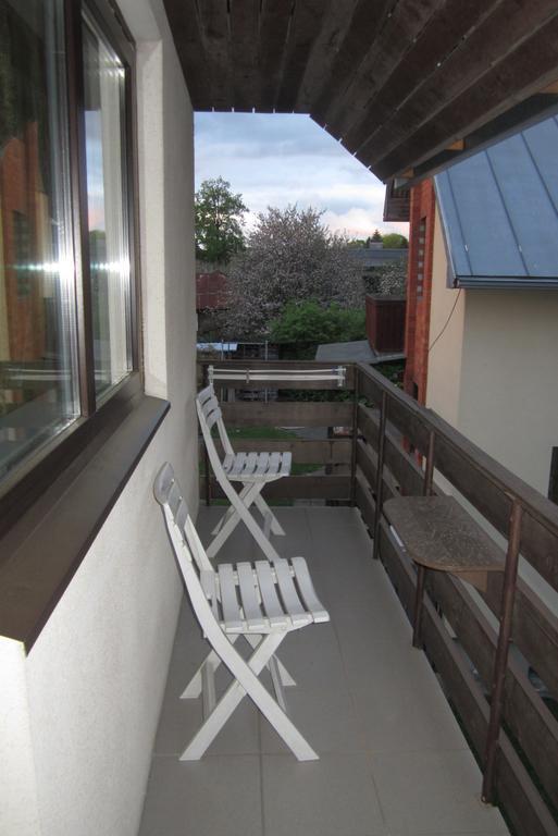 Paerna Guesthouse & Apartments Kuressaare Buitenkant foto